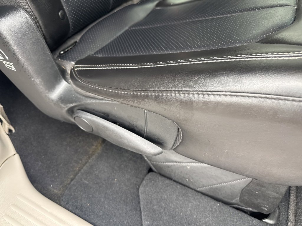 Used 2024 Chrysler Pacifica Touring-L image 32