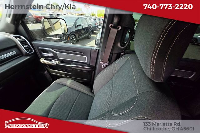 Used 2020 RAM 2500 Big Horn w/ Night Edition AWD/4WD image 10