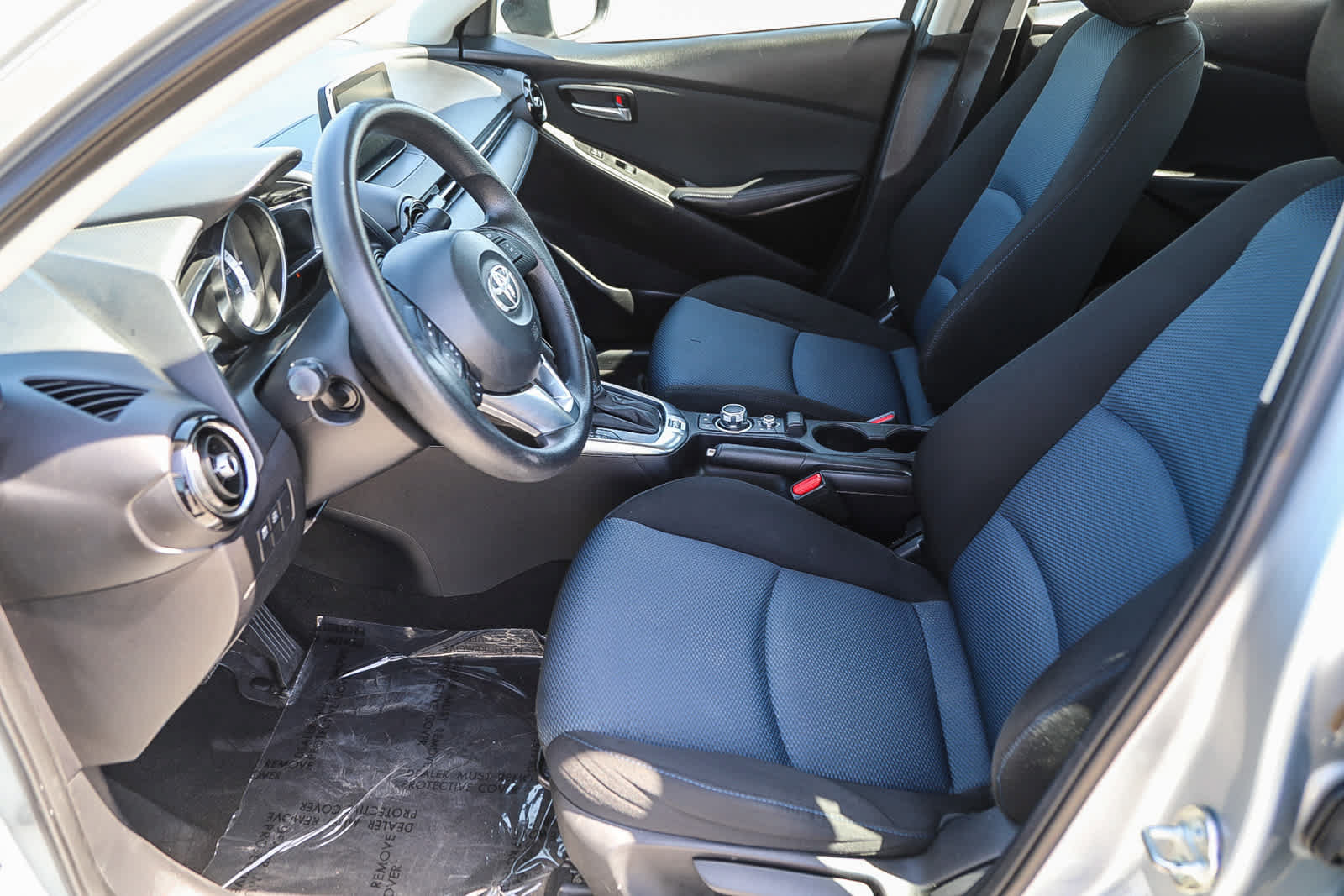 Used 2018 Toyota Yaris iA FWD image 17