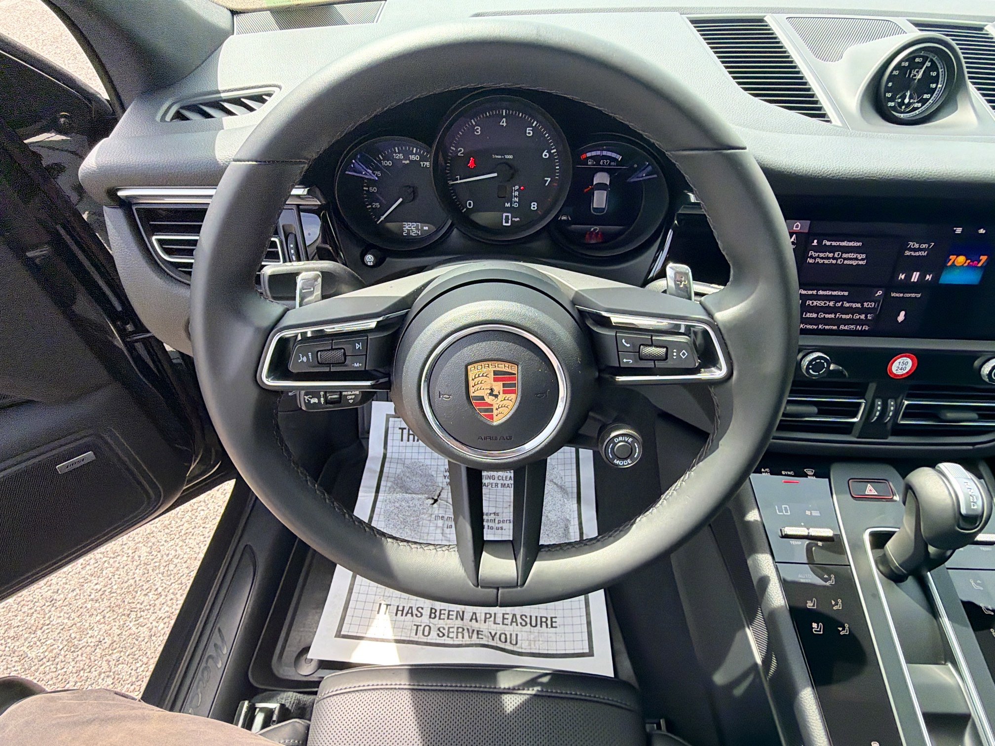 Certified 2026 Porsche Macan AWD/4WD image 38