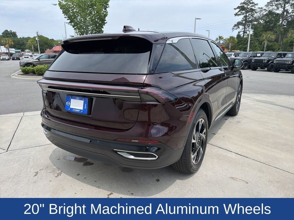 Used 2024 Lincoln Nautilus Premier w/ Equipment Group 102A AWD/4WD image 11