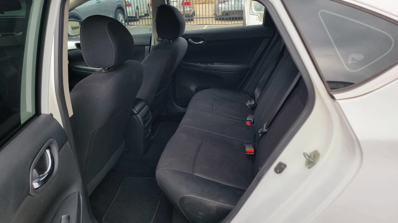 Used 2019 Nissan Sentra S w/ Appearance Package image 22