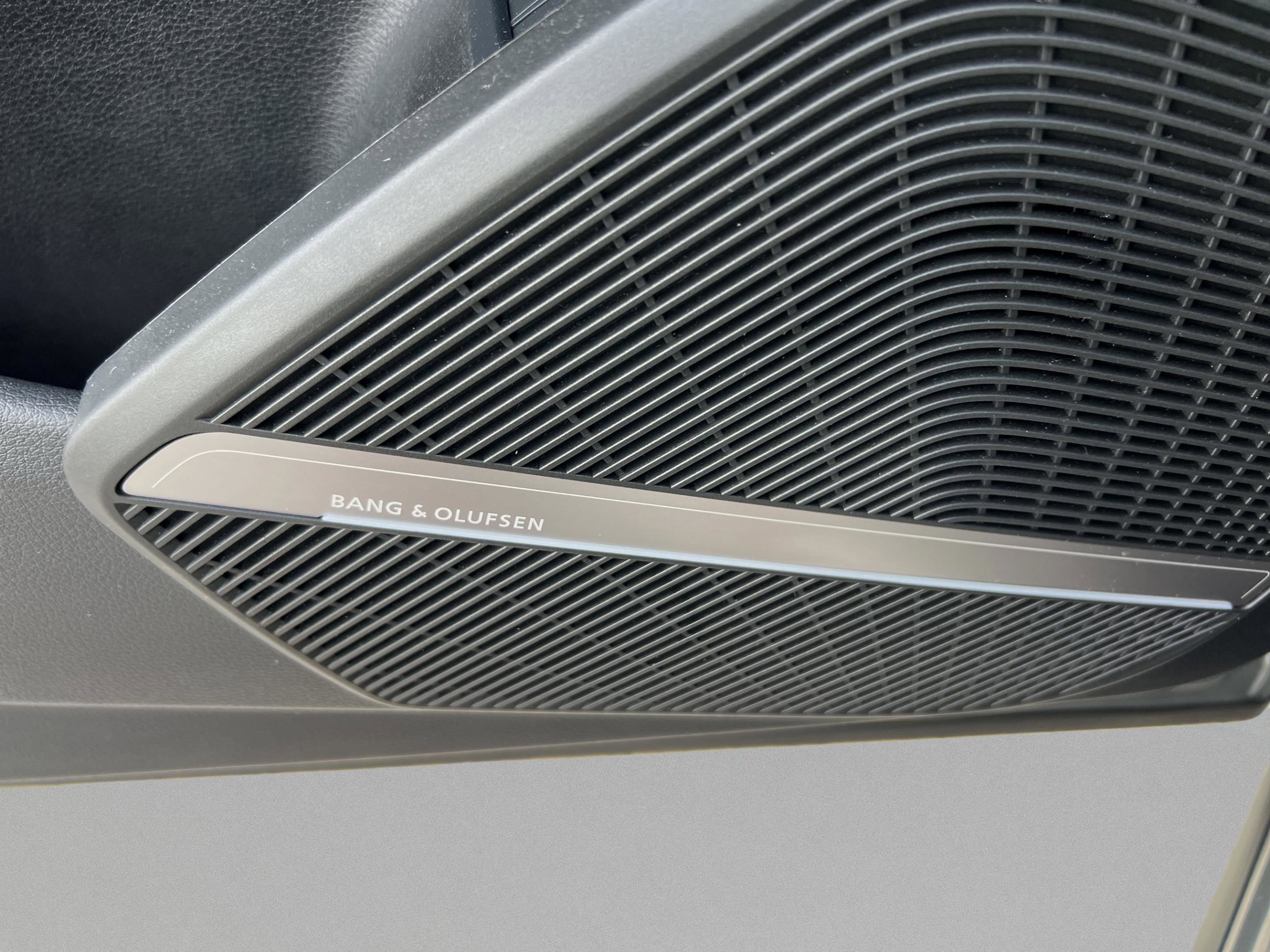 Used 2024 Audi Q5 e Prestige image 15