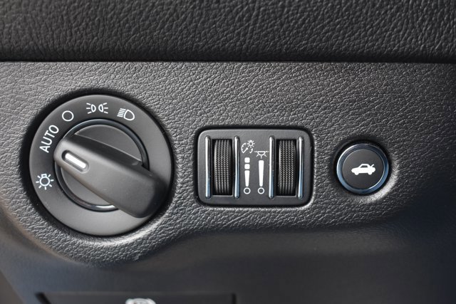 Used 2023 Dodge Challenger R/T w/ Blacktop Package image 29