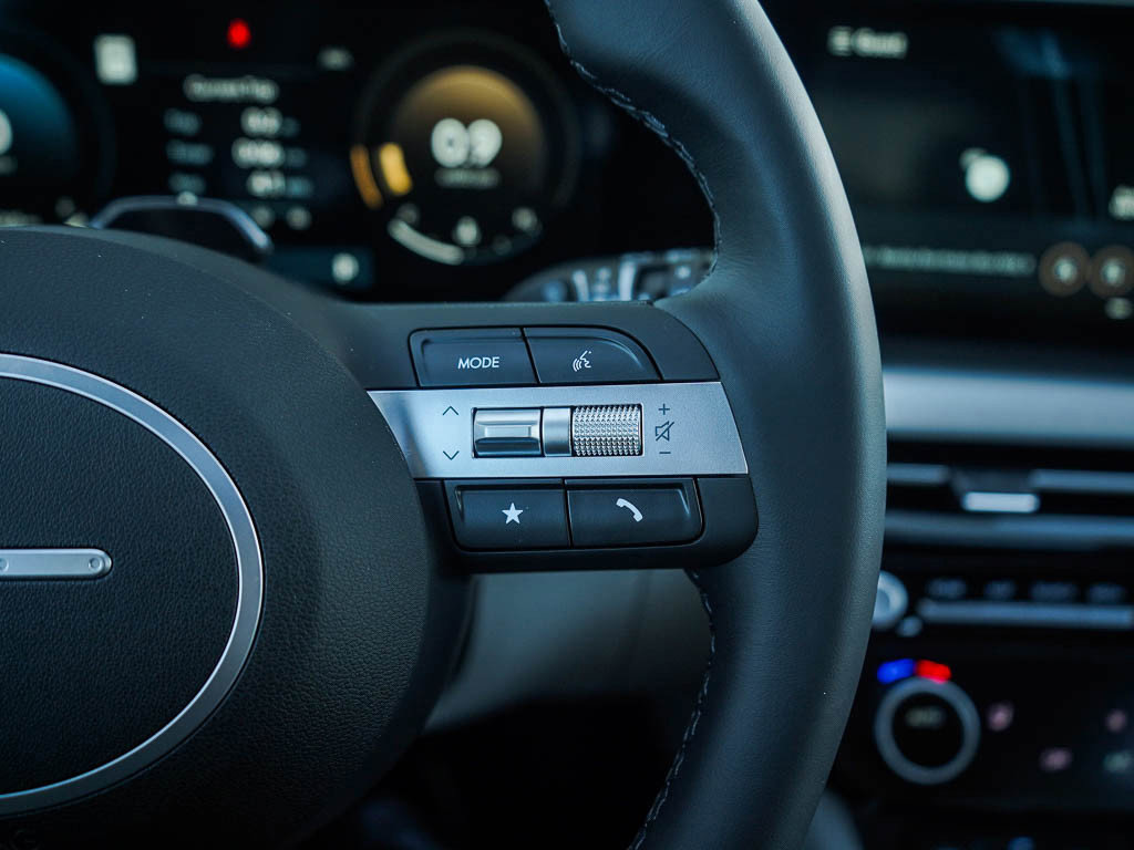 New 2026 Hyundai Tucson SEL image 22