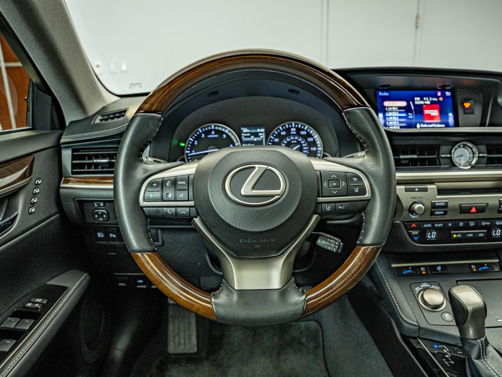 Used 2018 Lexus ES 350 w/ Premier Package FWD image 24