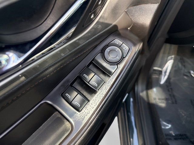 Used 2020 Chevrolet Traverse RS image 10