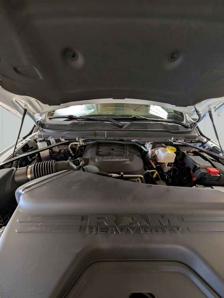 New 2026 RAM 2500 Tradesman AWD/4WD image 17