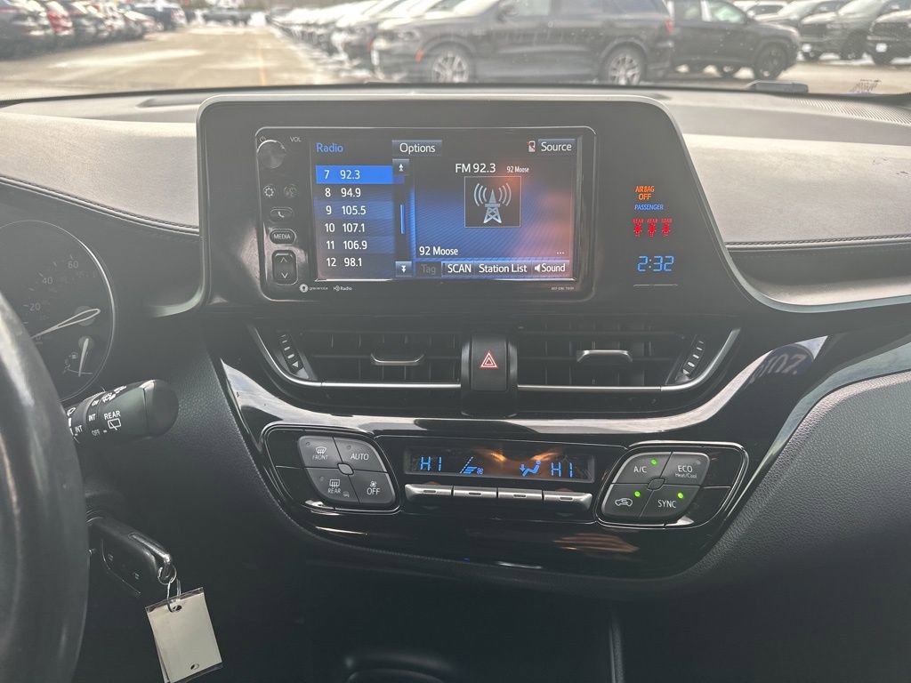 Used 2018 Toyota C-HR XLE image 20