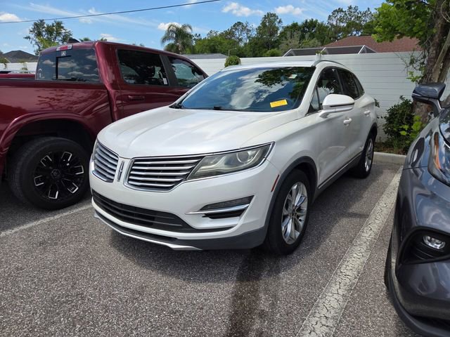 Used 2015 Lincoln MKC FWD w/ Equipment Group 101A Select image 3