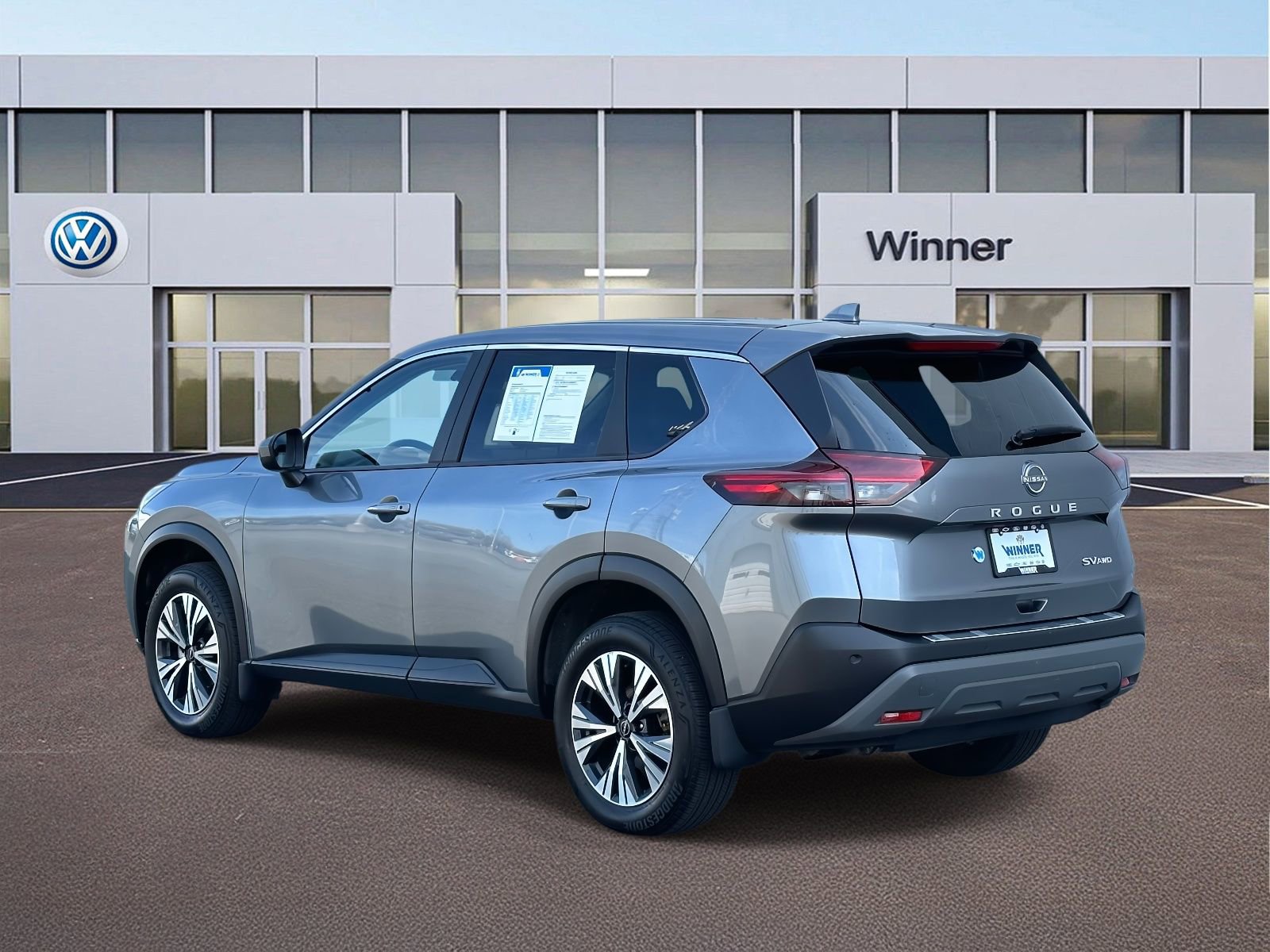 Used 2023 Nissan Rogue SV video 3