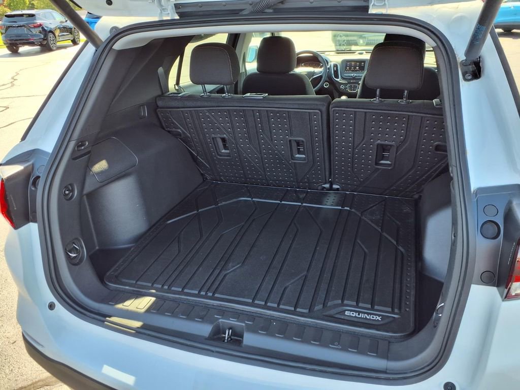 Used 2024 Chevrolet Equinox LT w/ LPO, Floor Liner Package FWD image 28