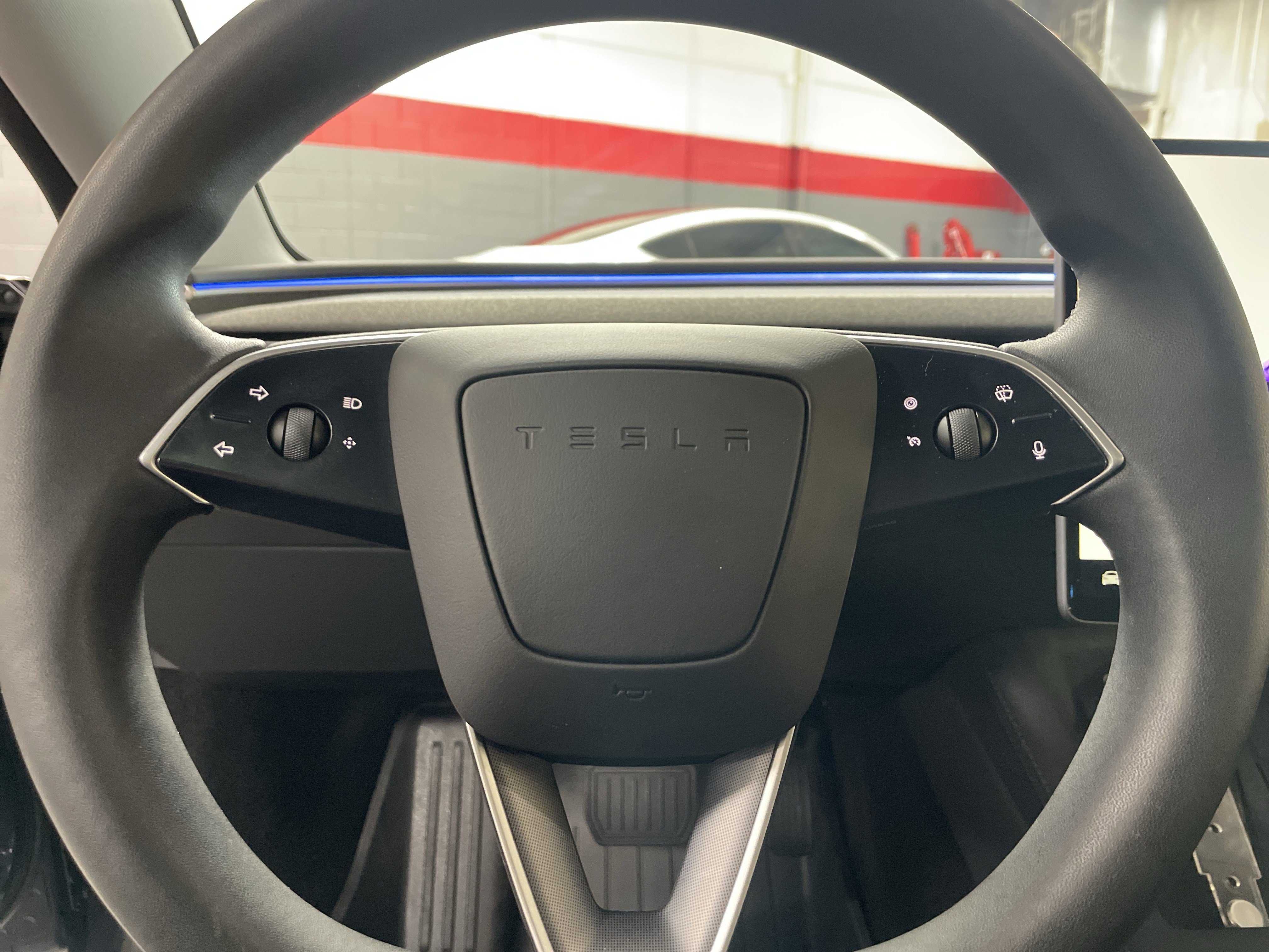 Used 2025 Tesla Model 3 Long Range image 18