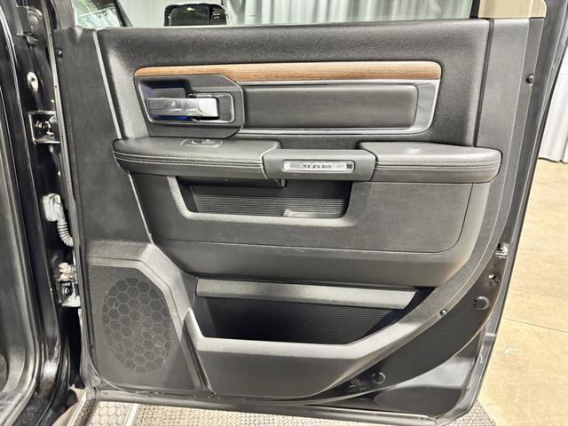 Used 2014 RAM 1500 Laramie w/ Trailer Tow Group image 19