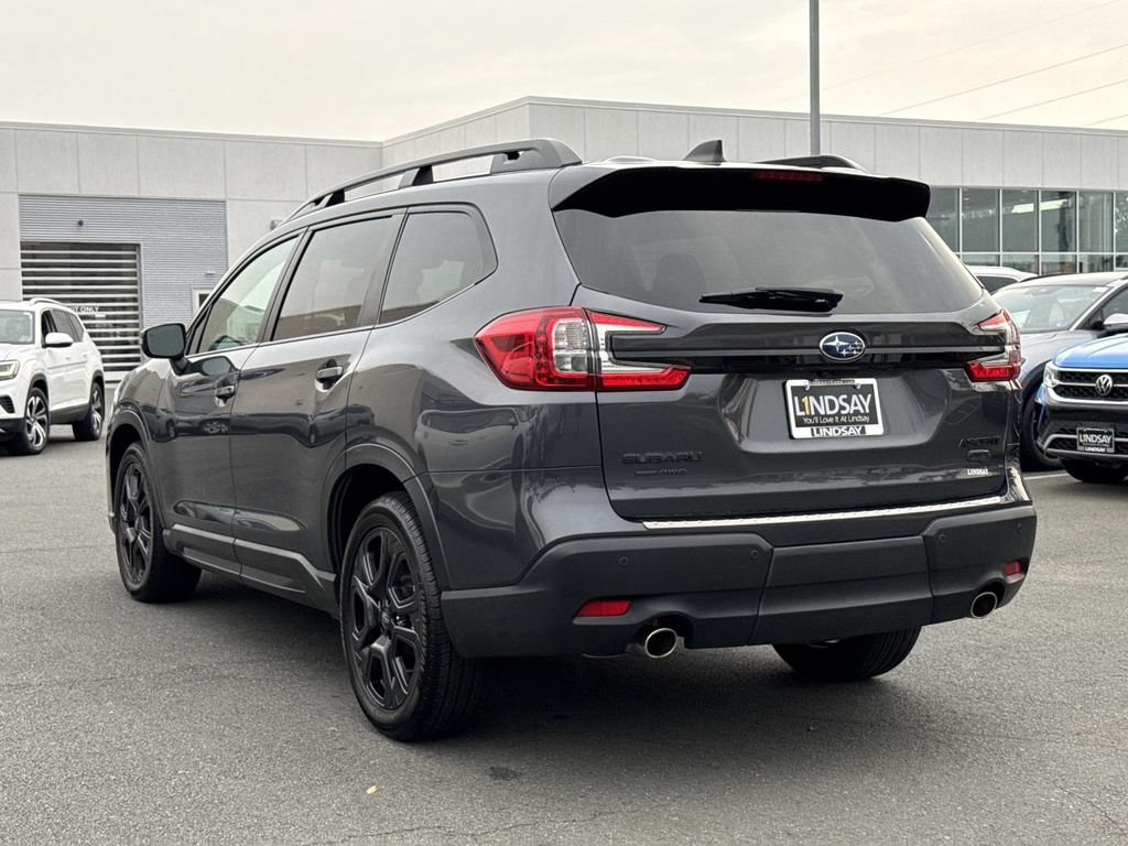 Used 2023 Subaru Ascent Onyx Edition AWD/4WD image 5
