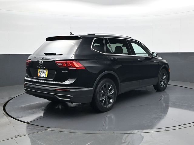 Used 2022 Volkswagen Tiguan SE AWD/4WD image 5