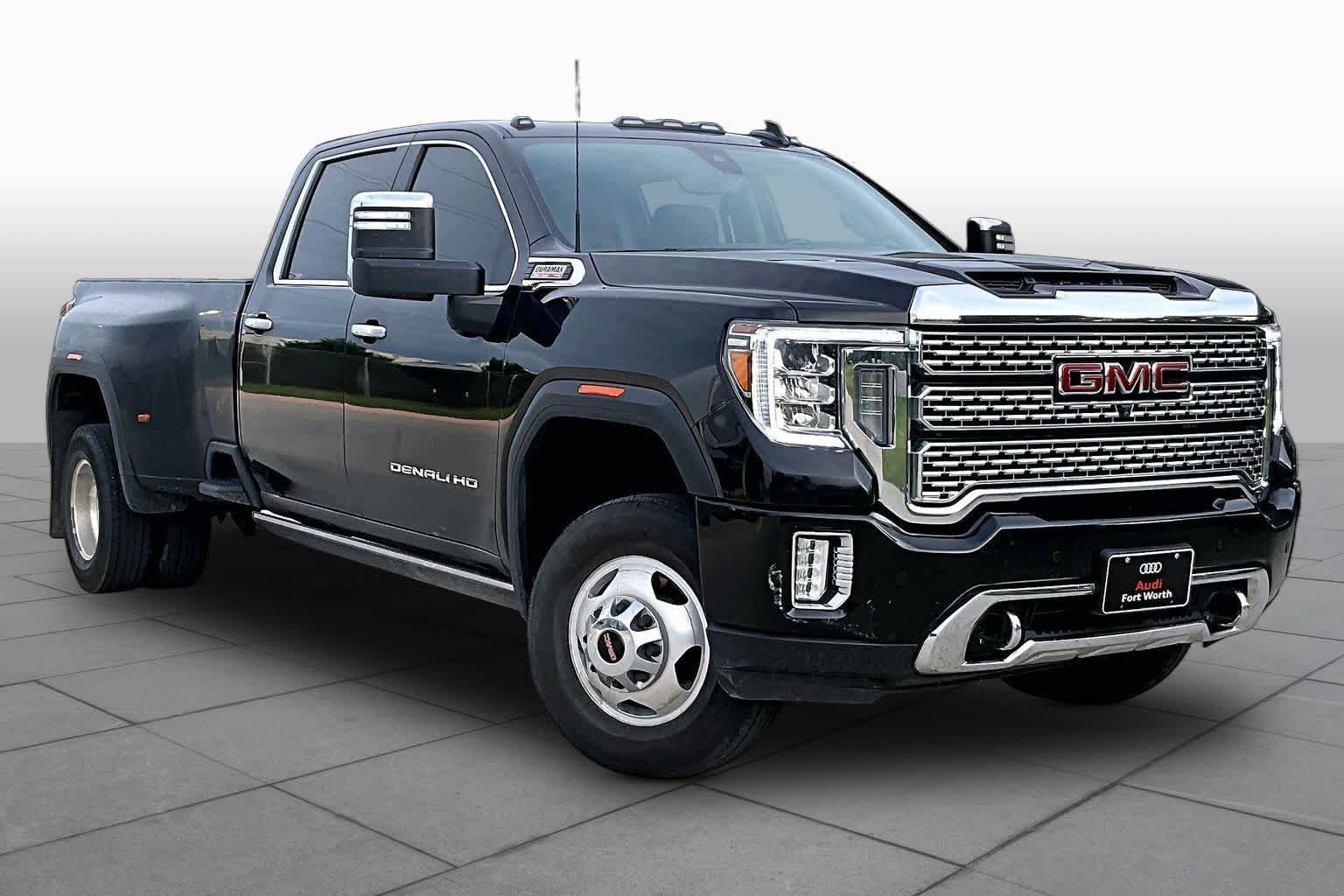 Used 2022 GMC Sierra 3500 Denali w/ Denali Ultimate Package AWD/4WD image 3