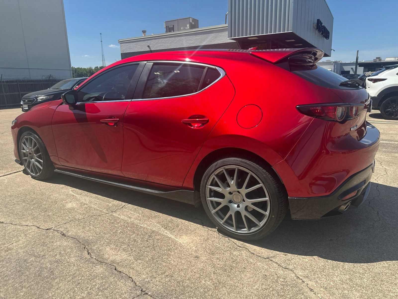 Used 2020 MAZDA MAZDA3 Hatchback w/ Appearance Package FWD image 5