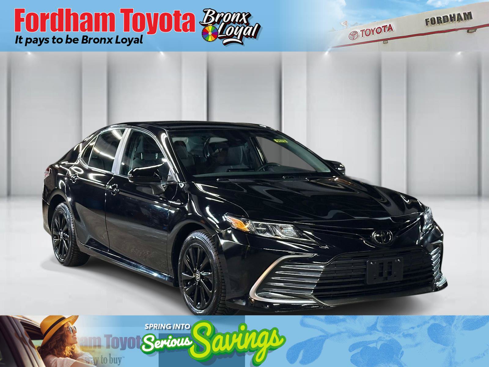 Used 2022 Toyota Camry LE image 1