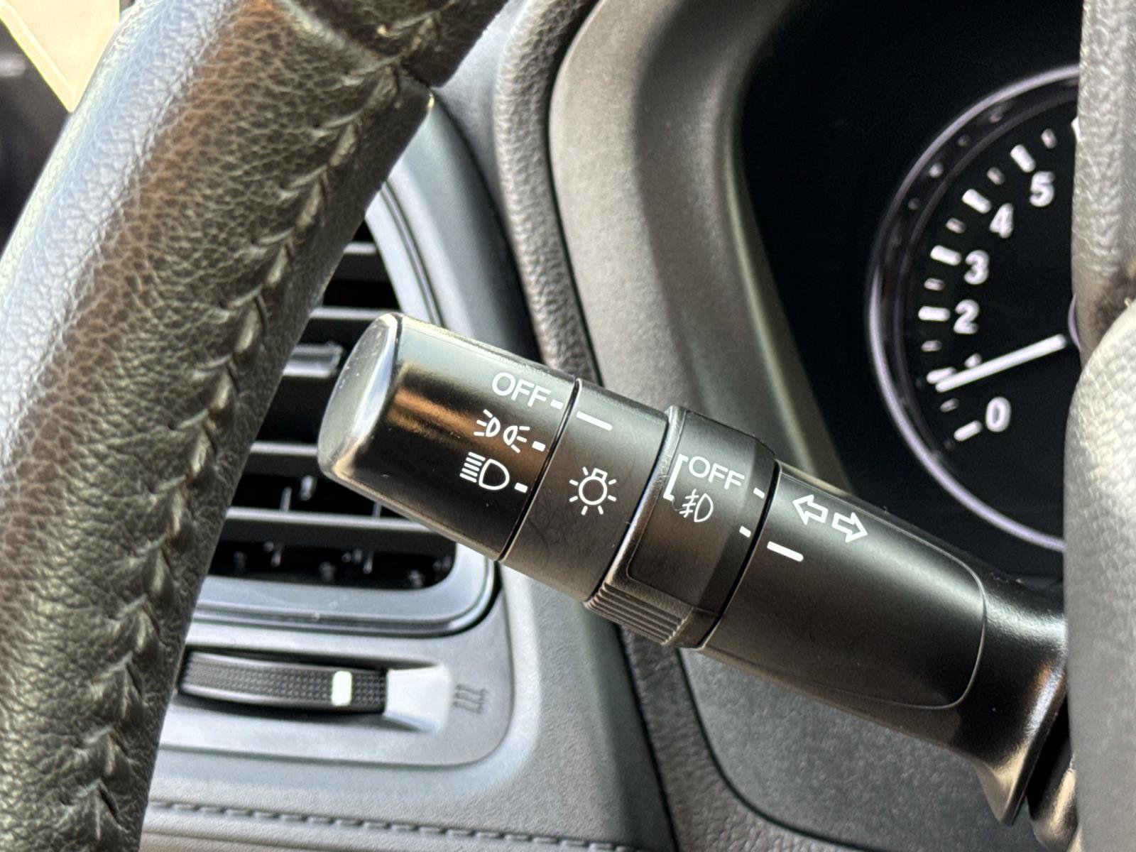 Used 2022 Honda HR-V Sport image 8