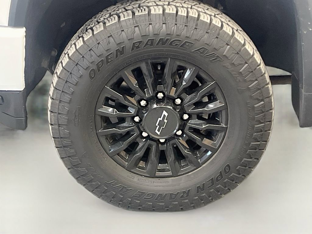 Used 2022 Chevrolet Silverado 2500 LTZ w/ LTZ Plus Package AWD/4WD image 32