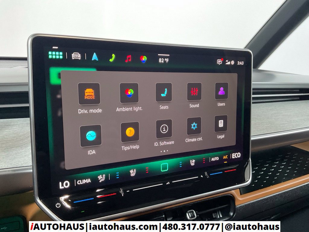 Used 2025 Volkswagen ID. Buzz Pro S Plus RWD image 46