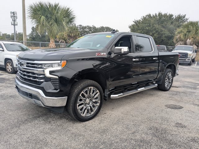 Used 2023 Chevrolet Silverado 1500 LTZ w/ Z71 Off-Road Package image 9