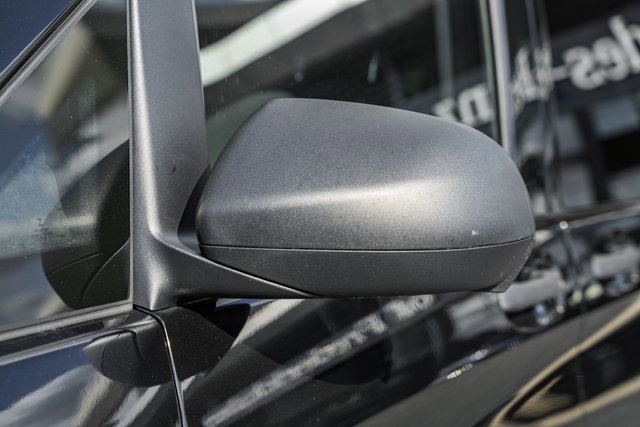 Used 2018 Mercedes-Benz Metris Passenger image 11