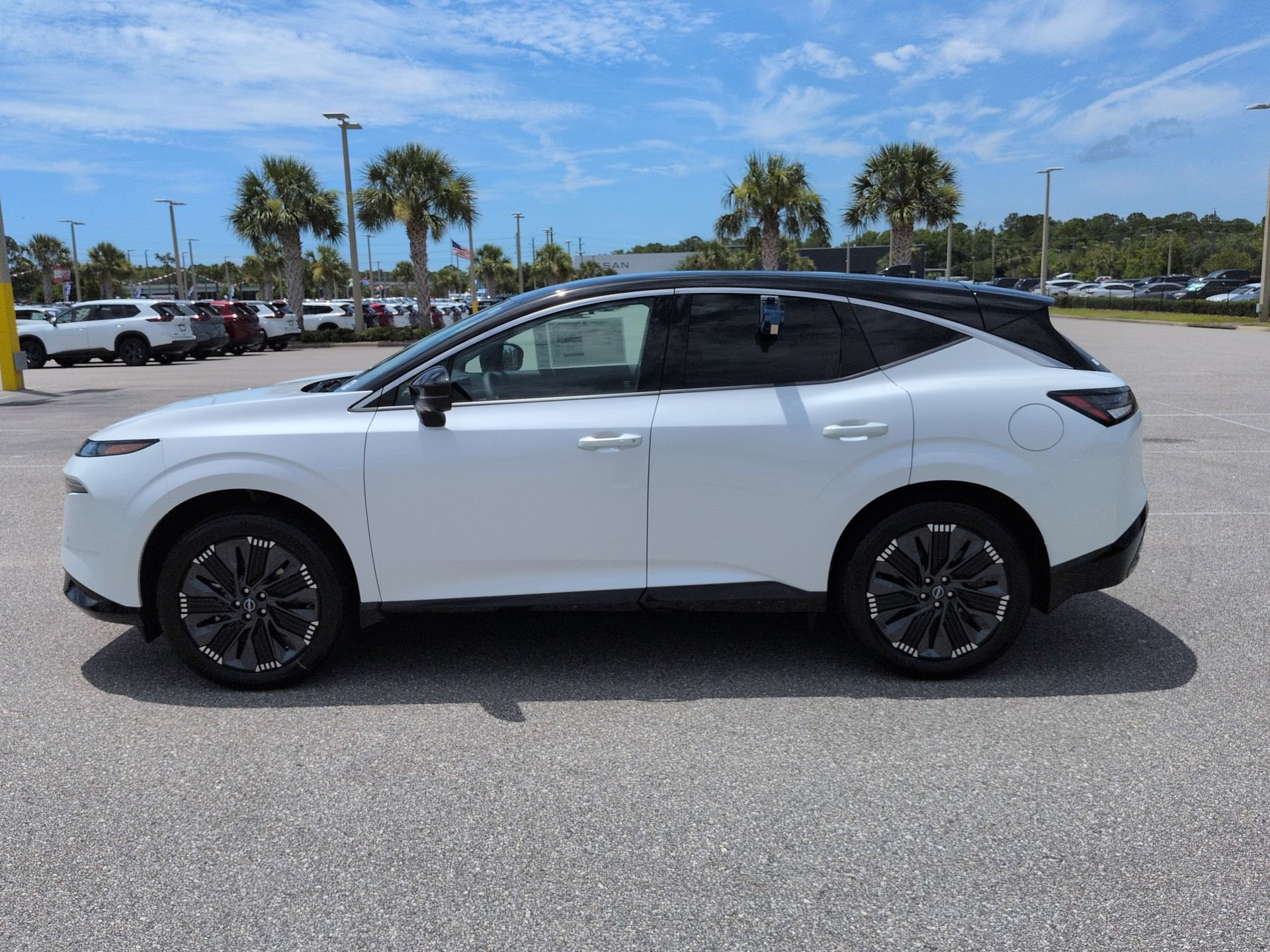 New 2026 Nissan Murano Platinum w/ Cargo Package AWD/4WD image 8