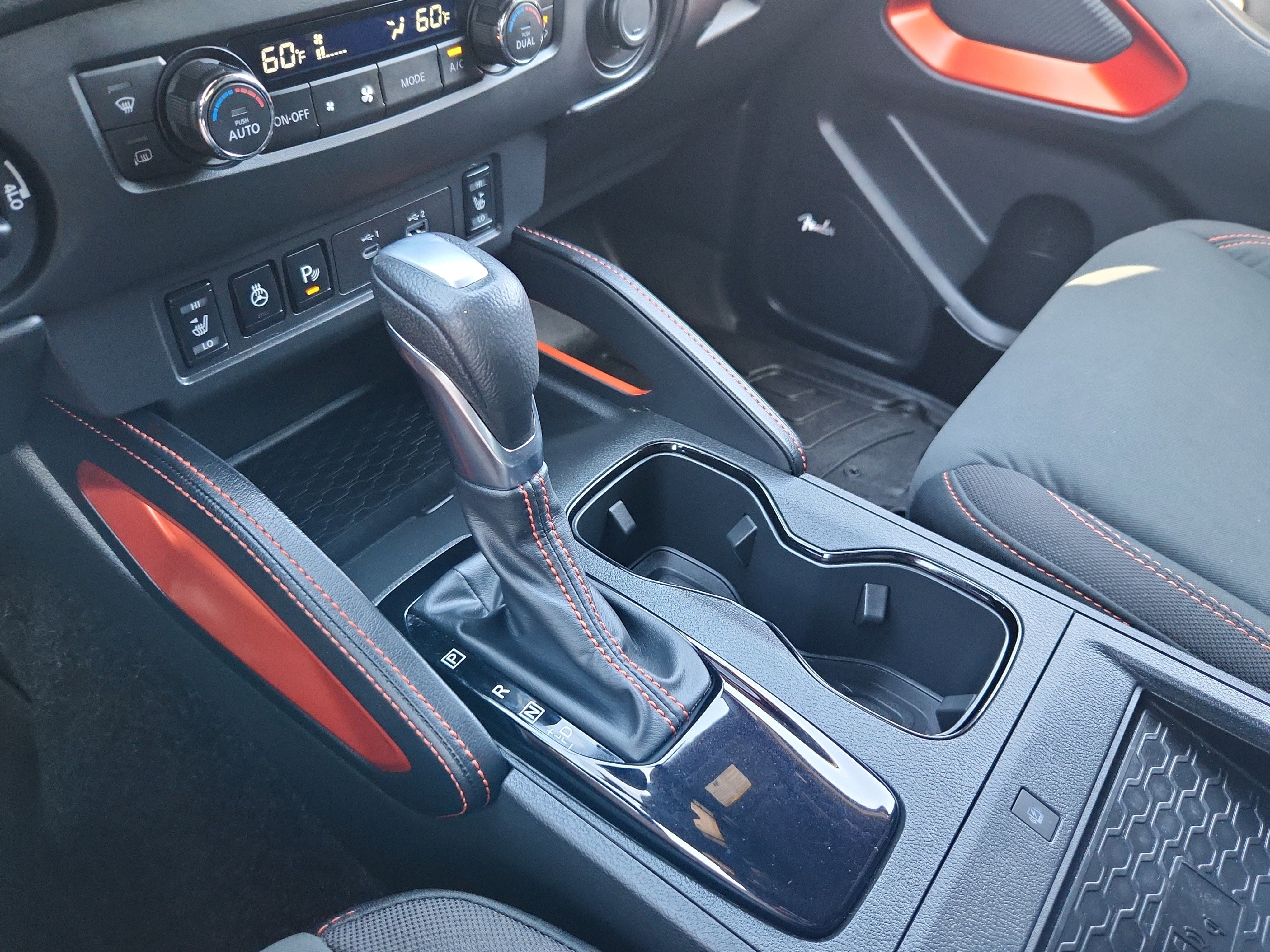 Used 2024 Nissan Frontier PRO-4X w/ Pro Convenience Package image 21