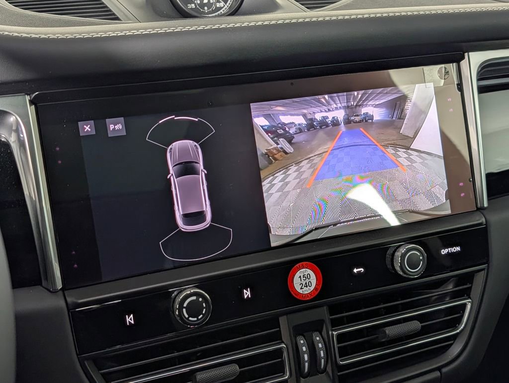 New 2026 Porsche Macan Turbo image 31