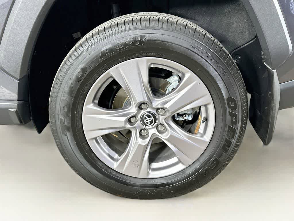 Used 2025 Toyota RAV4 XLE w/ Convenience Package FWD image 8