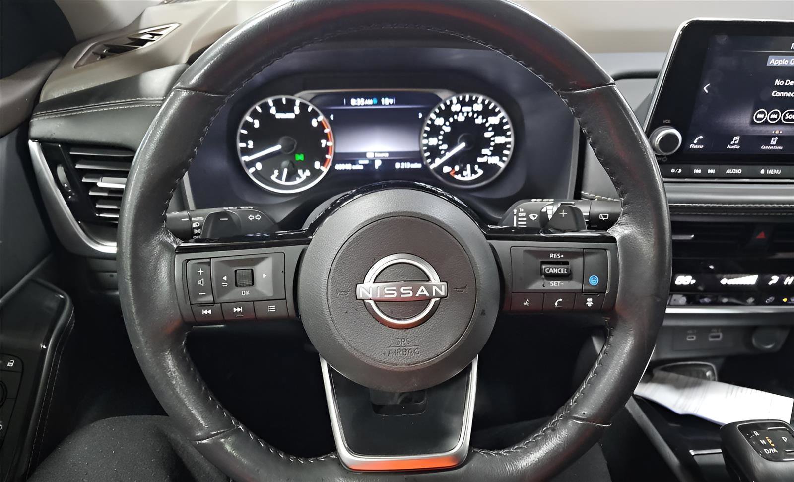 Used 2023 Nissan Rogue SV w/ SV Premium Package image 18