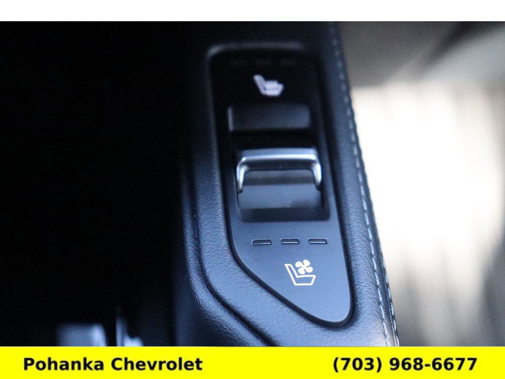 Used 2024 Kia Telluride EX w/ EX Captain's Chair Package image 21