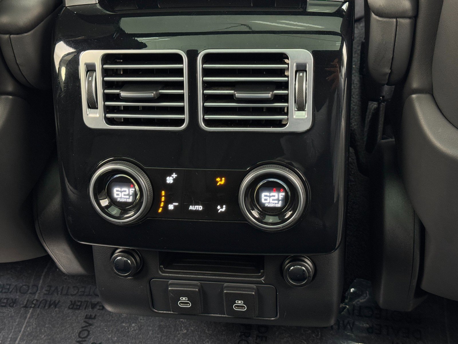 Used 2021 Land Rover Range Rover P525 Westminster Edition image 39