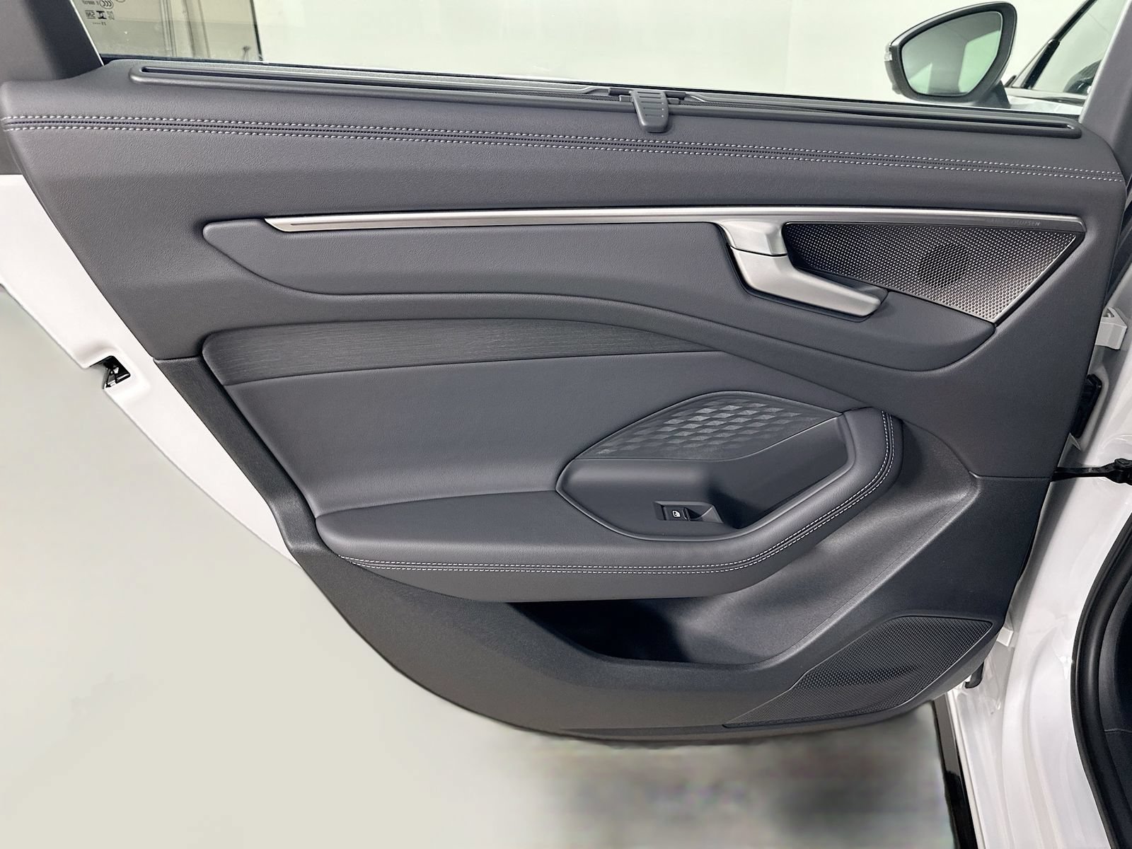 New 2026 Audi A6 Premium Plus AWD/4WD image 35