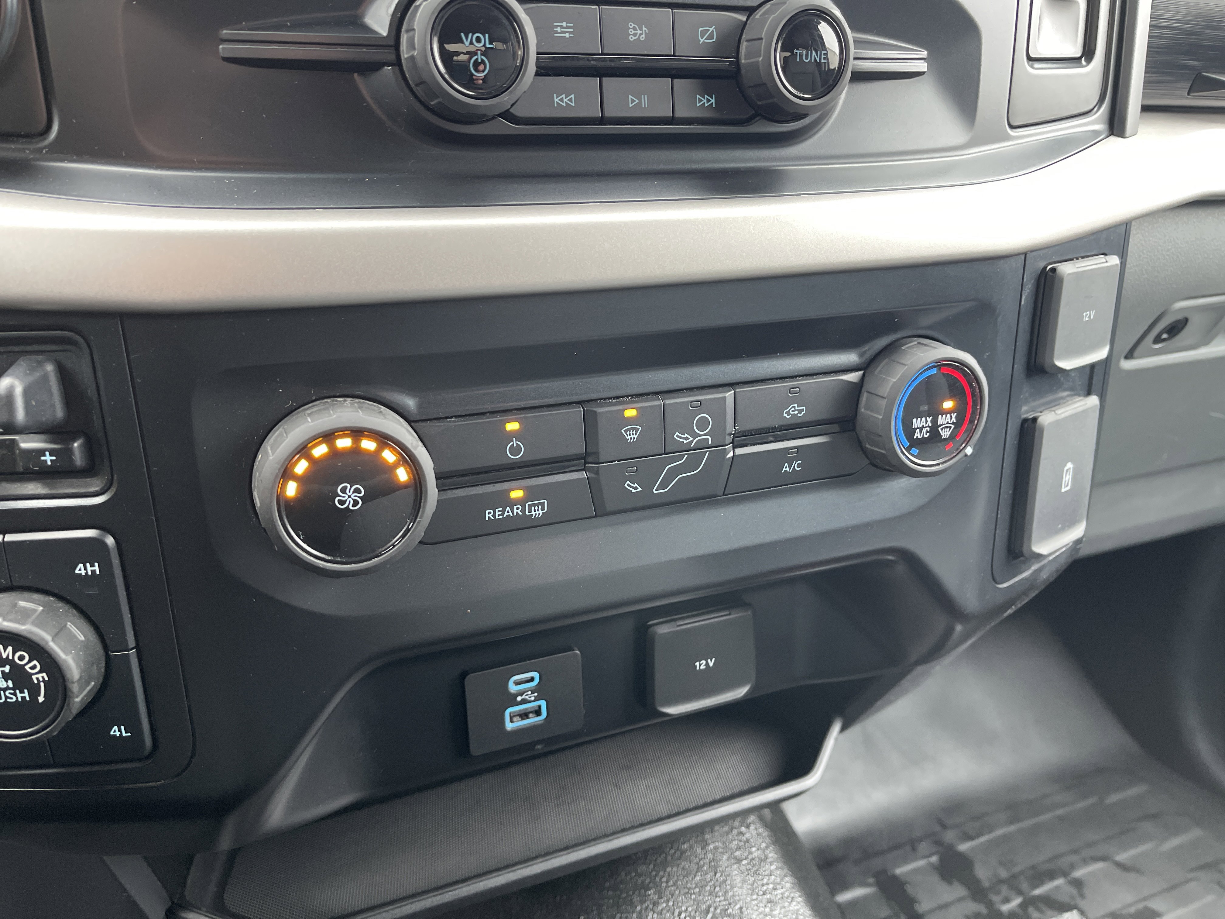 Used 2021 Ford F150 XLT w/ XTR Package image 18