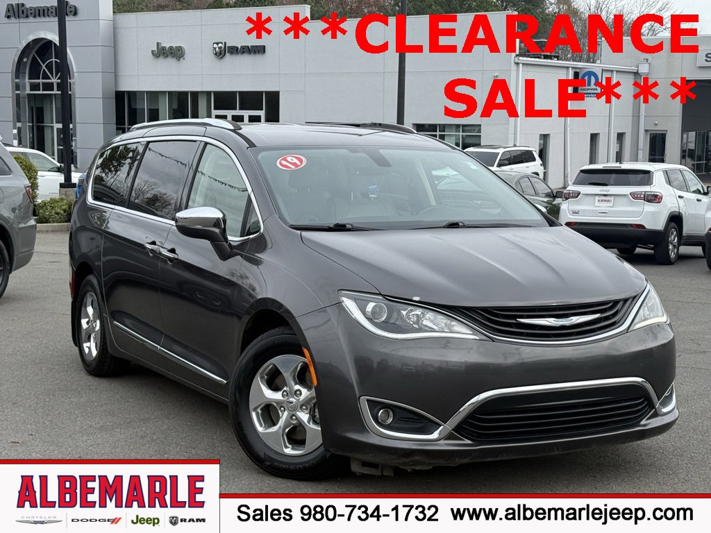 Used 2018 Chrysler Pacifica Limited