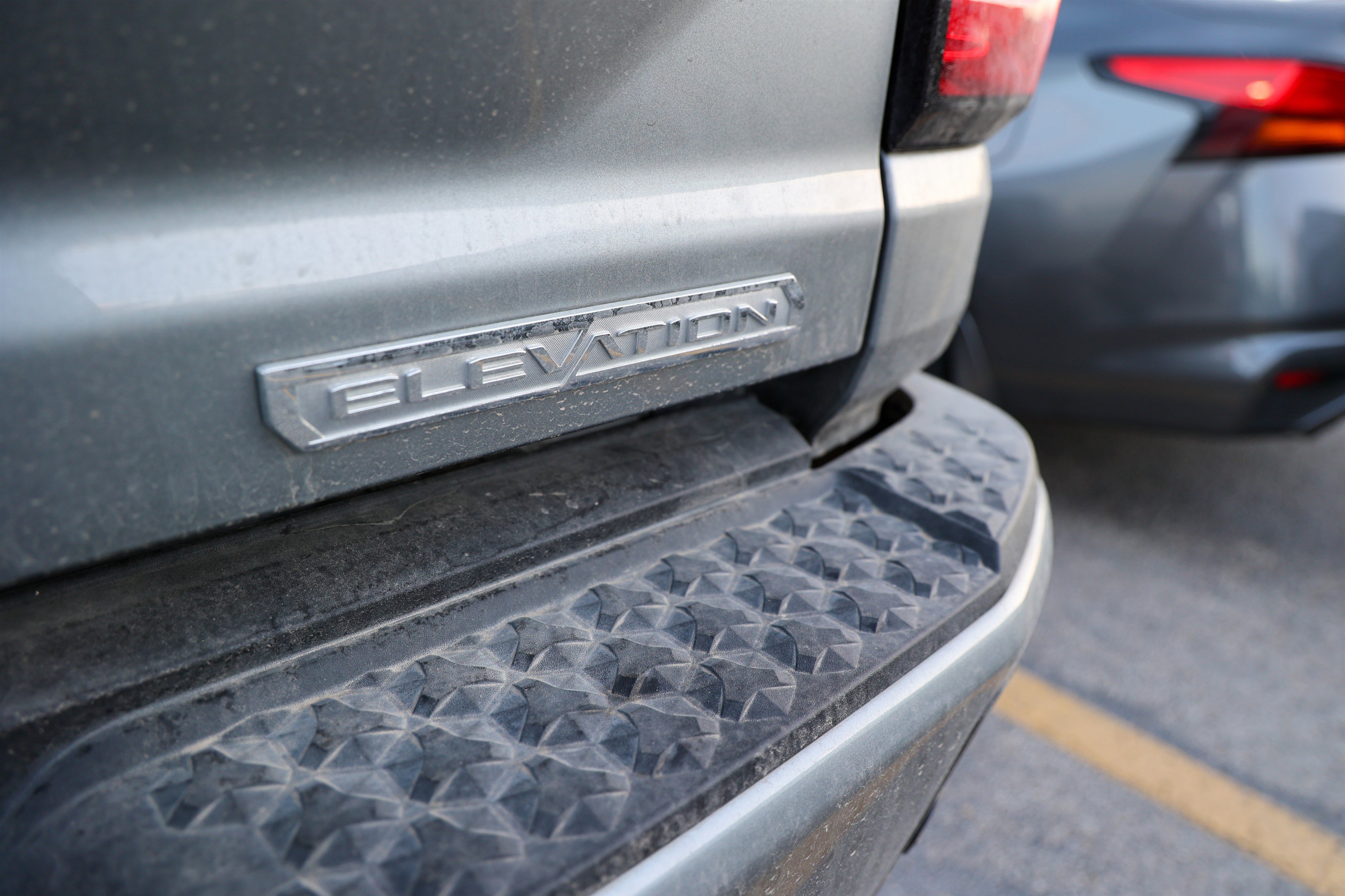 Used 2025 GMC Canyon Elevation w/ Convenience Package image 13