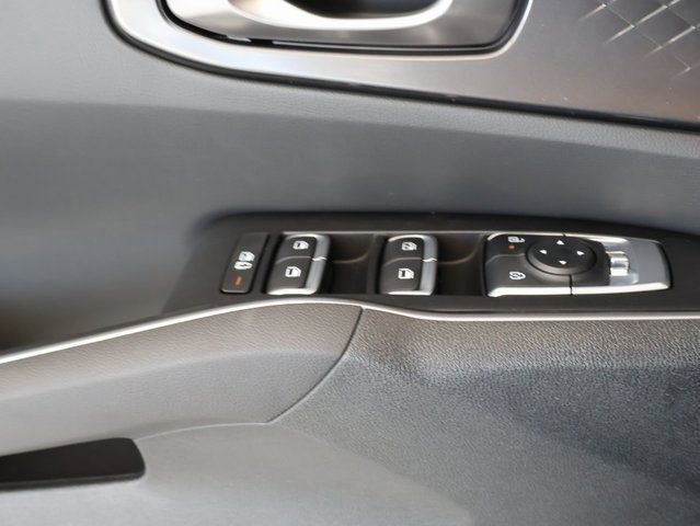 New 2025 Kia Sorento S w/ Panoramic Sunroof Package FWD image 35
