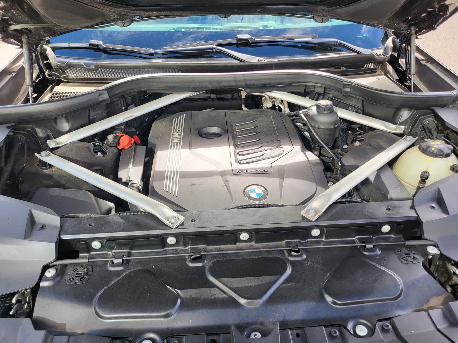 Used 2019 BMW X7 xDrive40i w/ Premium Package AWD/4WD image 32