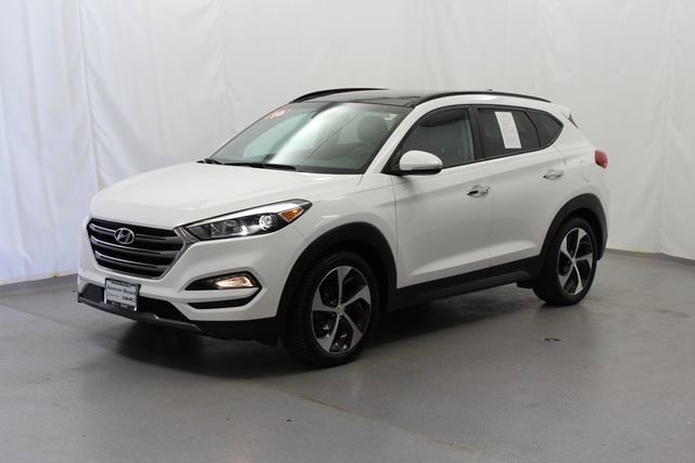 Used 2016 Hyundai Tucson Limited w/ Option Group 03 FWD image 13