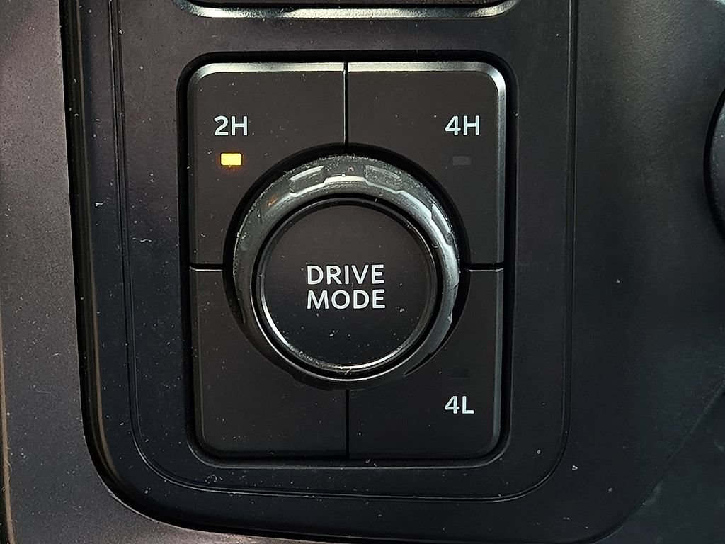 Used 2022 Ford F150 XLT w/ Equipment Group 302A High AWD/4WD image 16