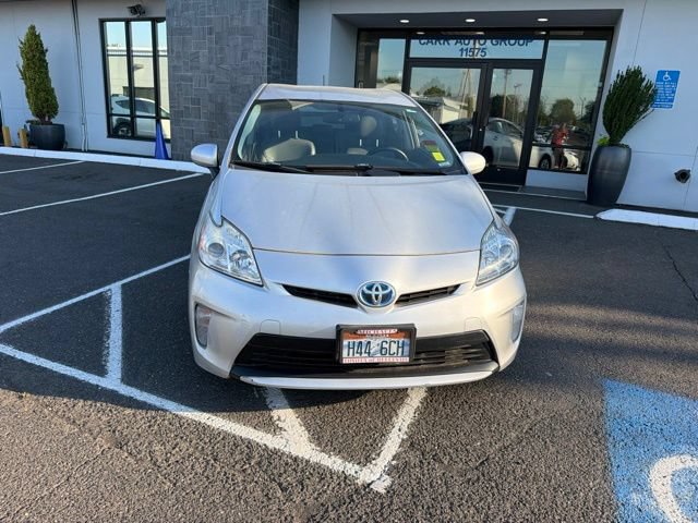 Used 2015 Toyota Prius Four FWD image 2