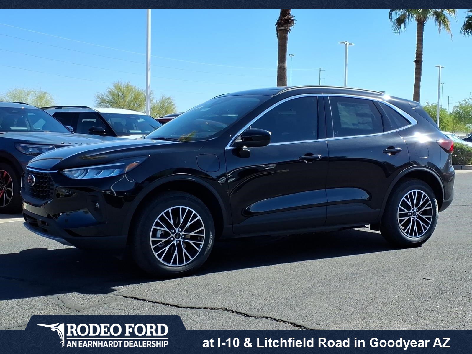 New 2026 Ford Escape SE FWD image 1