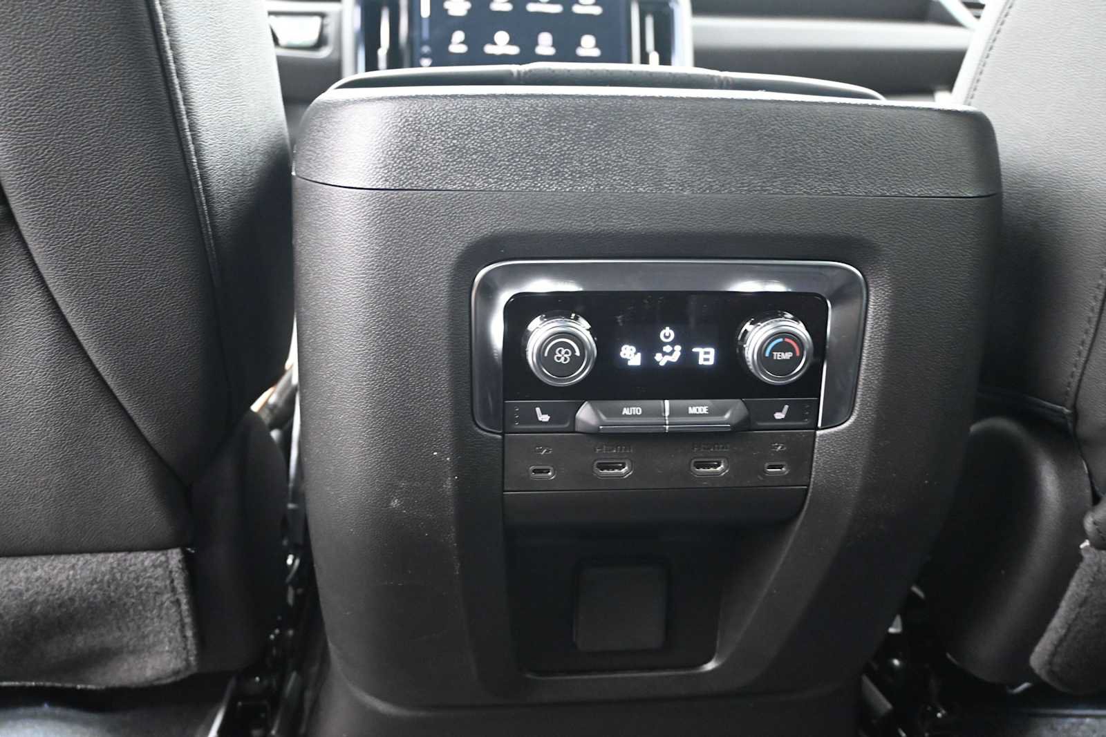 New 2026 GMC Yukon AT4 w/ AT4 Premium Plus Package AWD/4WD image 25