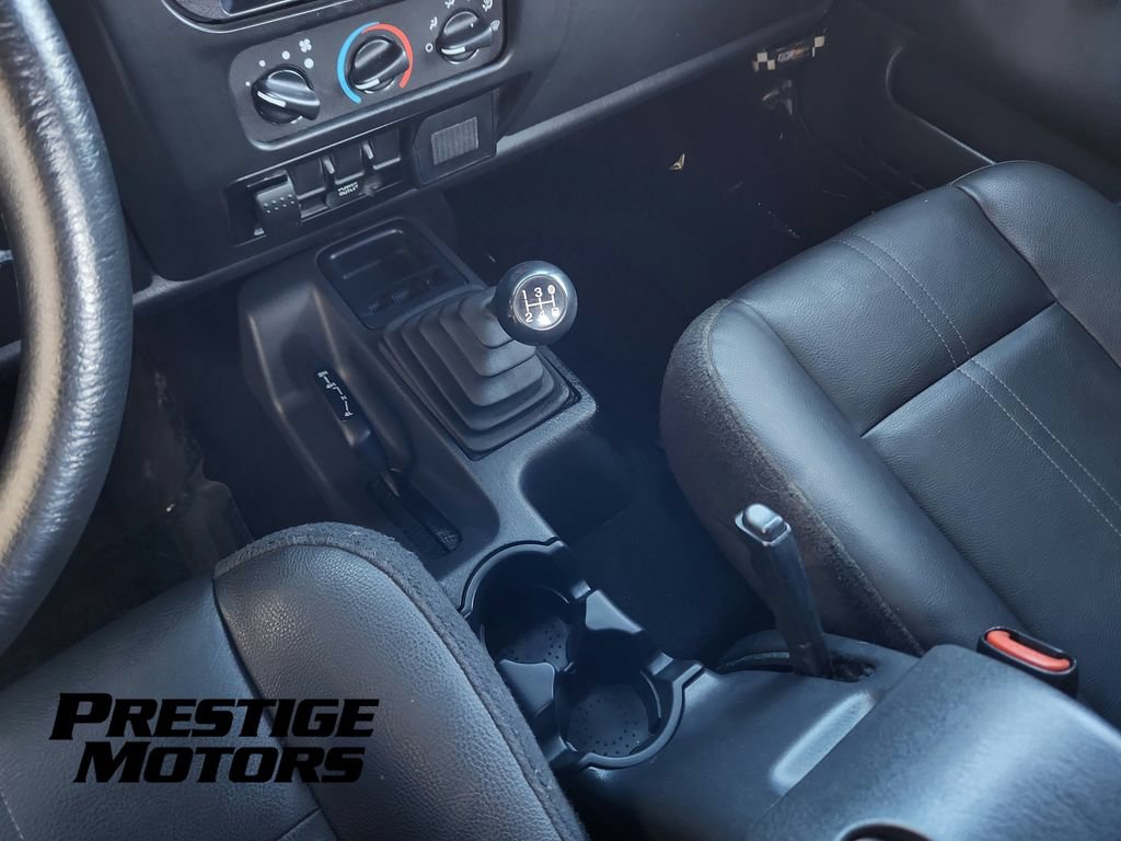 Used 2004 Jeep Wrangler SE AWD/4WD image 11