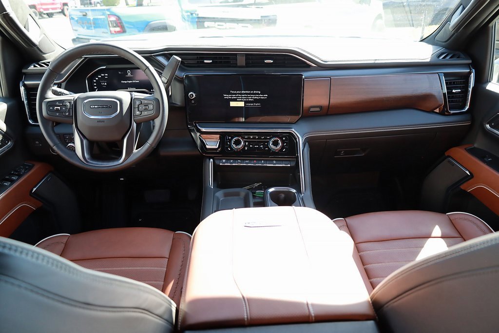 Used 2024 GMC Sierra 3500 Denali Ultimate image 21