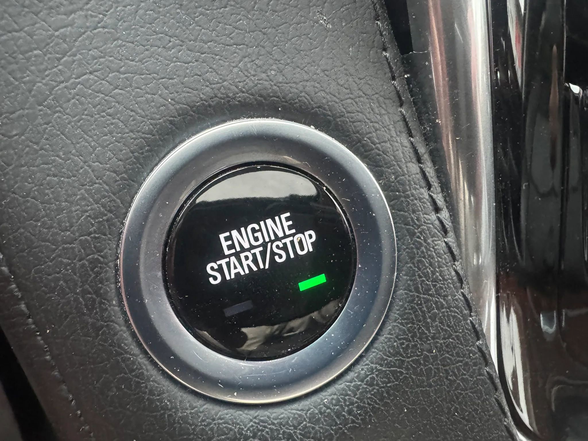 Used 2019 Cadillac Escalade ESV Luxury AWD/4WD image 15