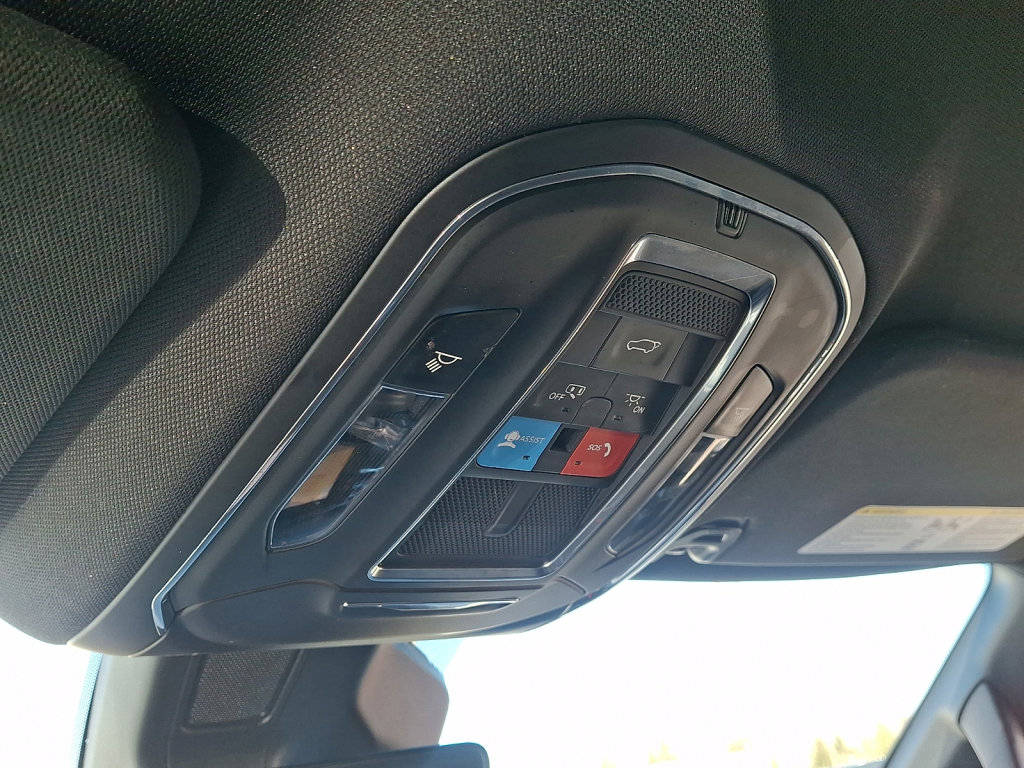 Used 2024 Jeep Wagoneer L Series III w/ Flexible Seating Group image 32